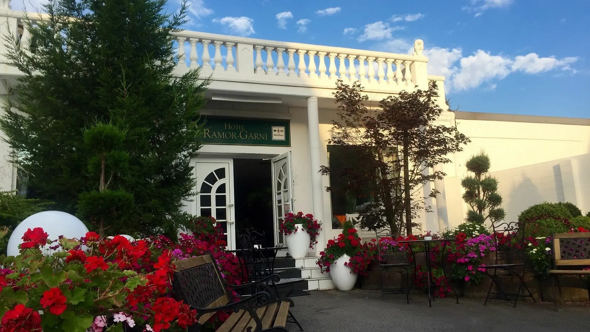 Hotel Ramor Garni Duisburg 3*,